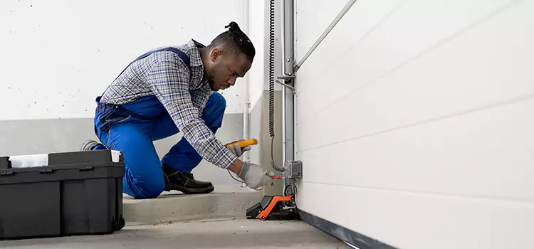 Expert Solutions for Every Garage Lock Need in Libertyville, IL