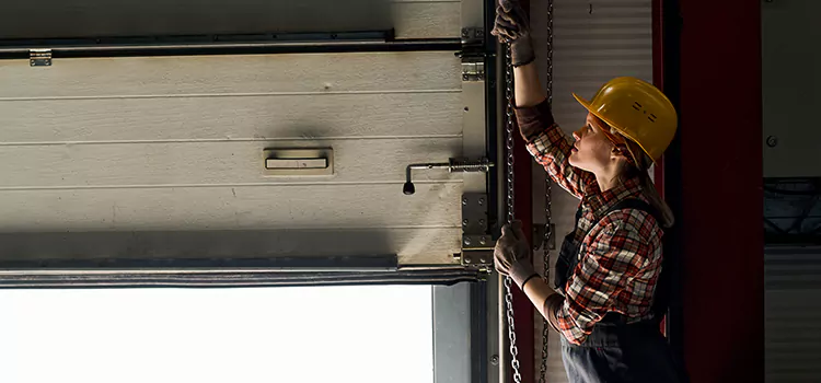 Addressing Common Garage Door Stoppage Issues in Libertyville, IL