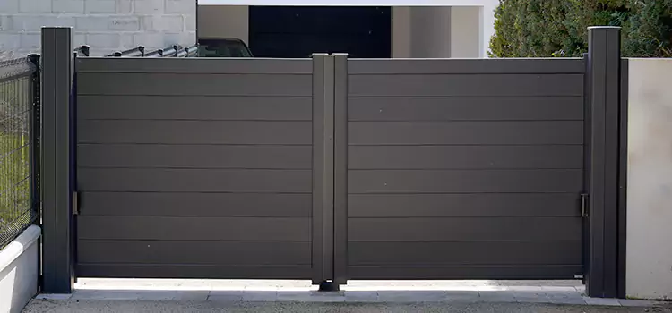 Common Residential Gate Issues We Resolve in Libertyville, IL
